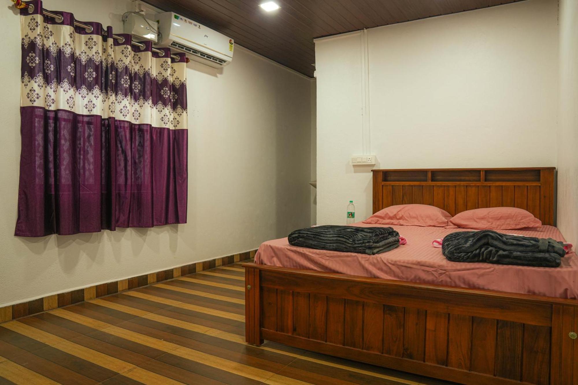 White Sand Beach Stay Resort Kumta Екстер'єр фото